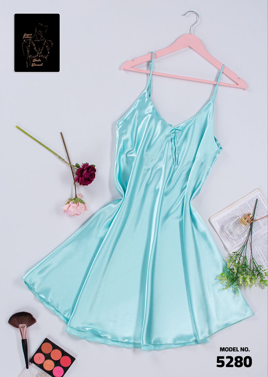 blue dress